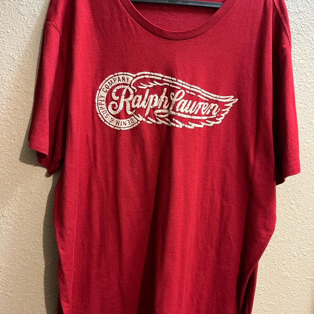 vintage ralph lauren wing tee
Red. Streetwear, Skater, Indie